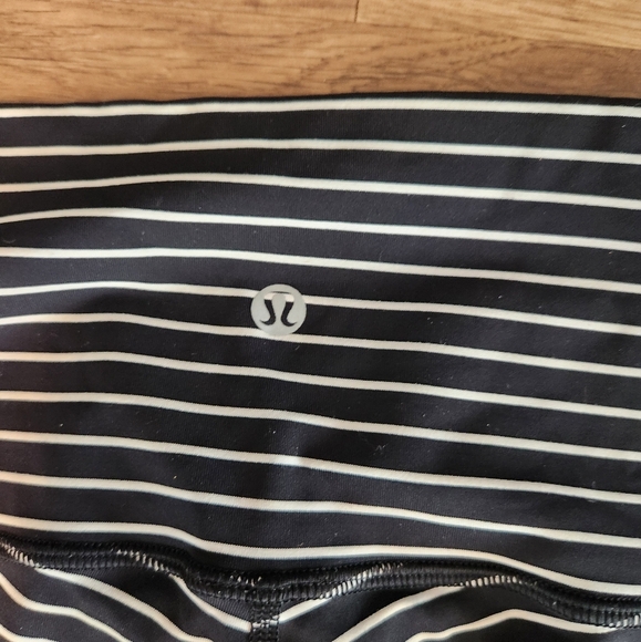 Lululemon Wunder Under High-Rise Tight *Luxtreme 28" - Picture 3 of 5